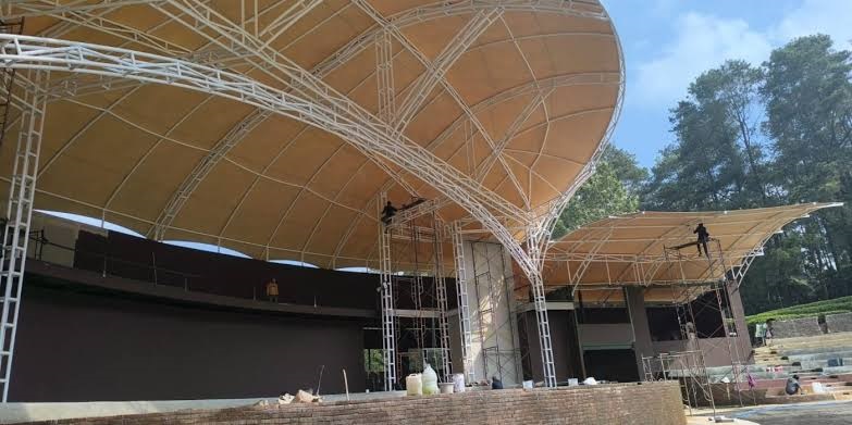 Kanopi Membrane Lapangan Padel Outdoor Modern